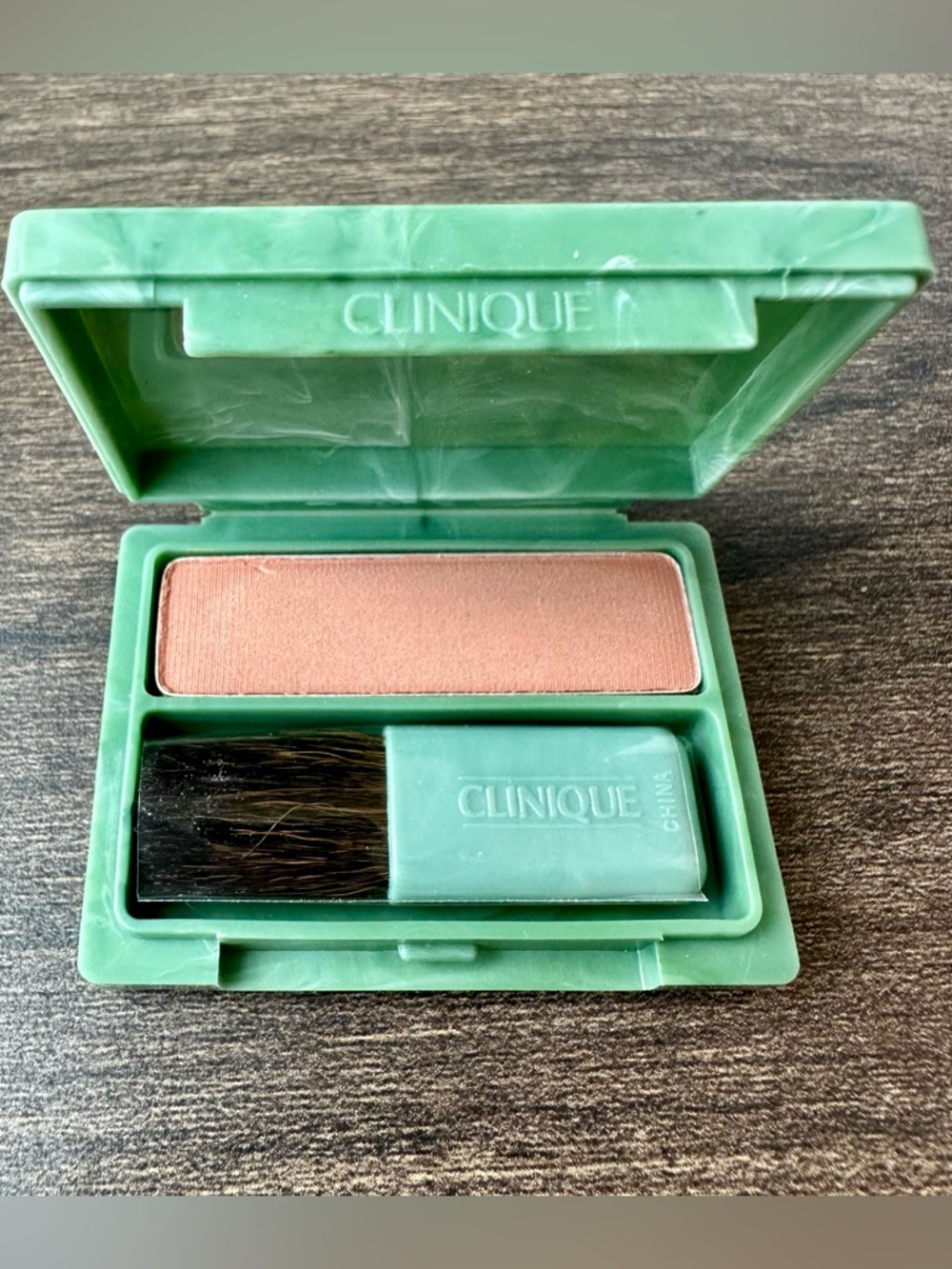 Clinique Sheer Powder Blusher - 06 Lucky Clover - Travel Size - DISCONTINUED